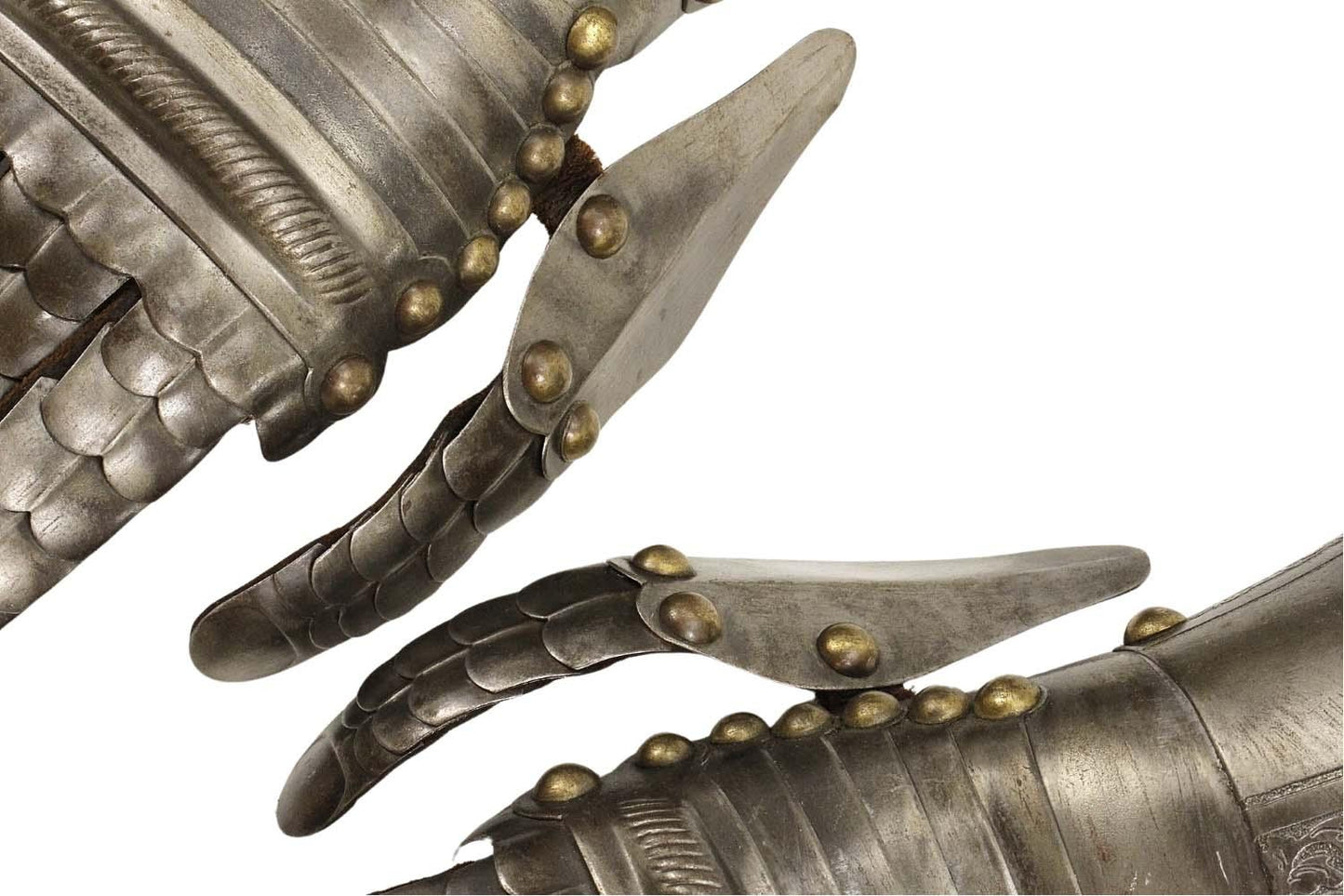 Victorian Knight’s Armor Gauntlets – 16th–17th C. Style w/ Etched Detail