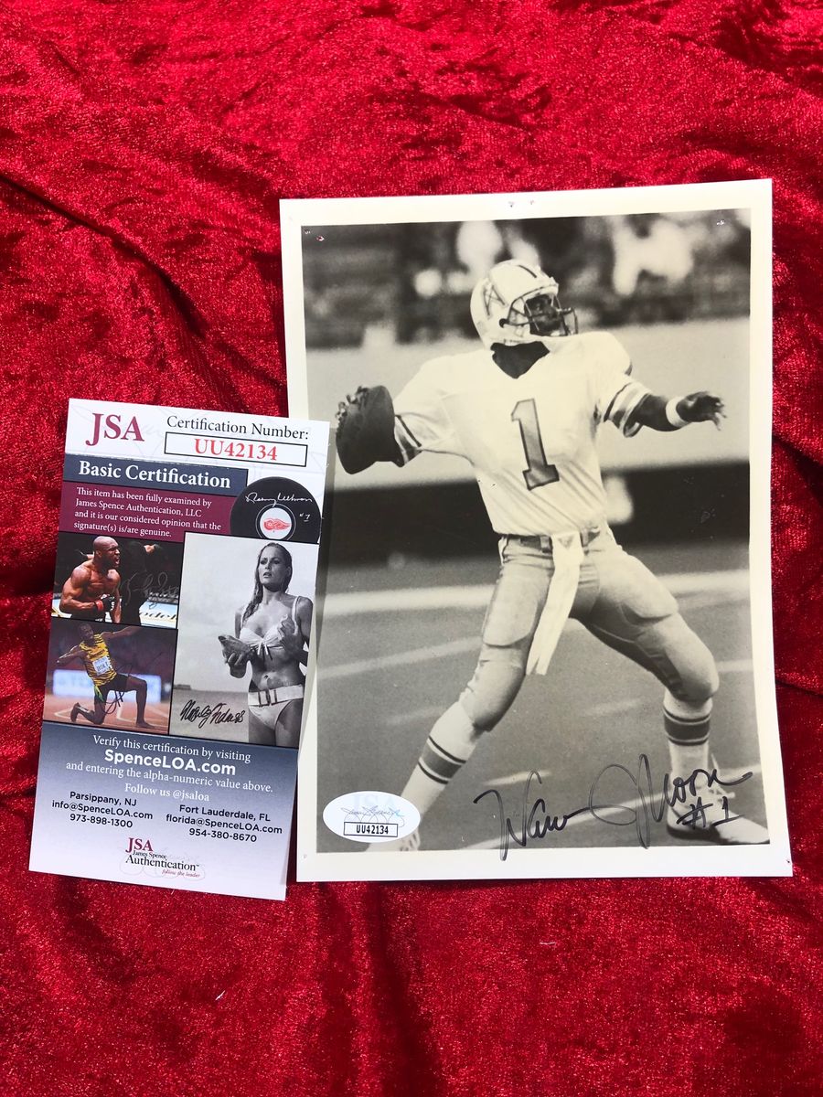 Warren Moon 5x7 B&W Full Length Autographed Photo JSA Certified