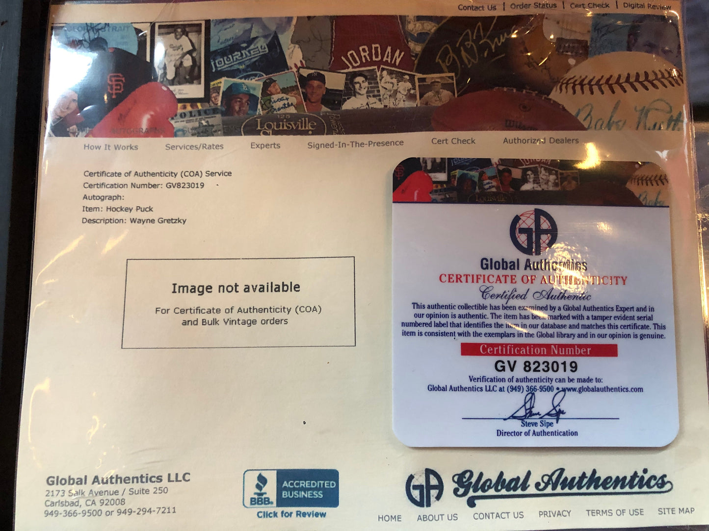 Wayne Gretzky Rangers Certified Authentic Autographed Hockey Puck Shadowbox