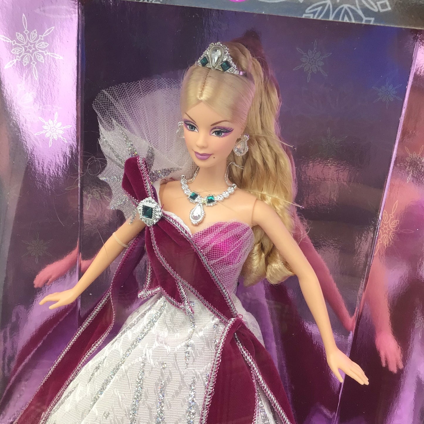 2005 Holiday Barbie – Bob Mackie Edition (Brand New, Unopened)