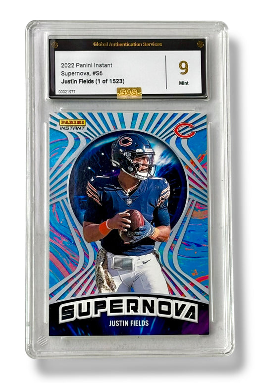 2022 Panini Instant /1523 Supernova Justin Fields GAS 9 Mint - 00021977
