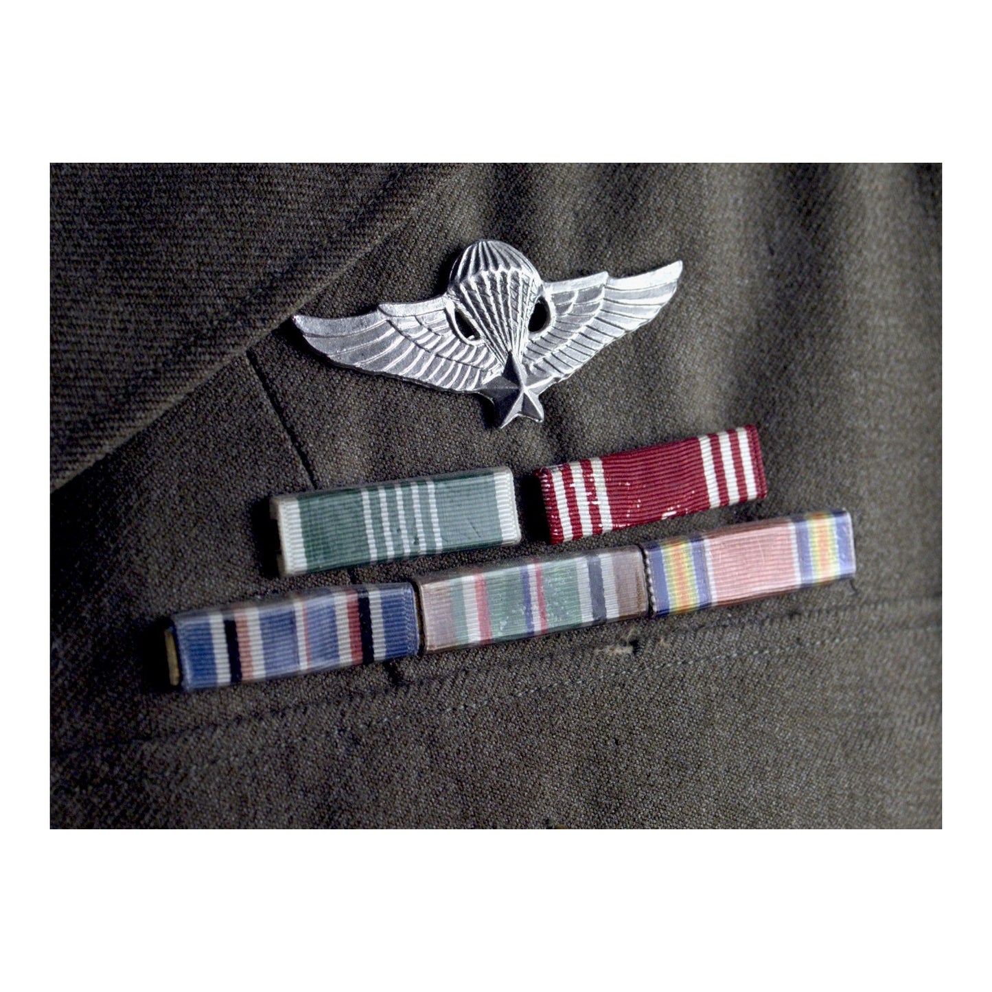U.S. WWII Army Technical Sergeant Paratrooper Ike Jacket with Wings, Ribbons & Insignia