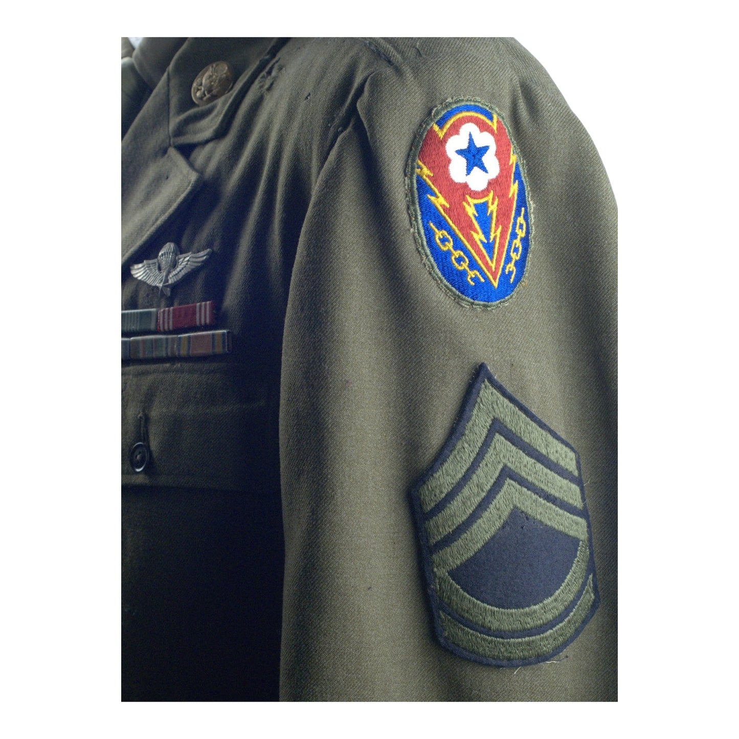 U.S. WWII Army Technical Sergeant Paratrooper Ike Jacket with Wings, Ribbons & Insignia