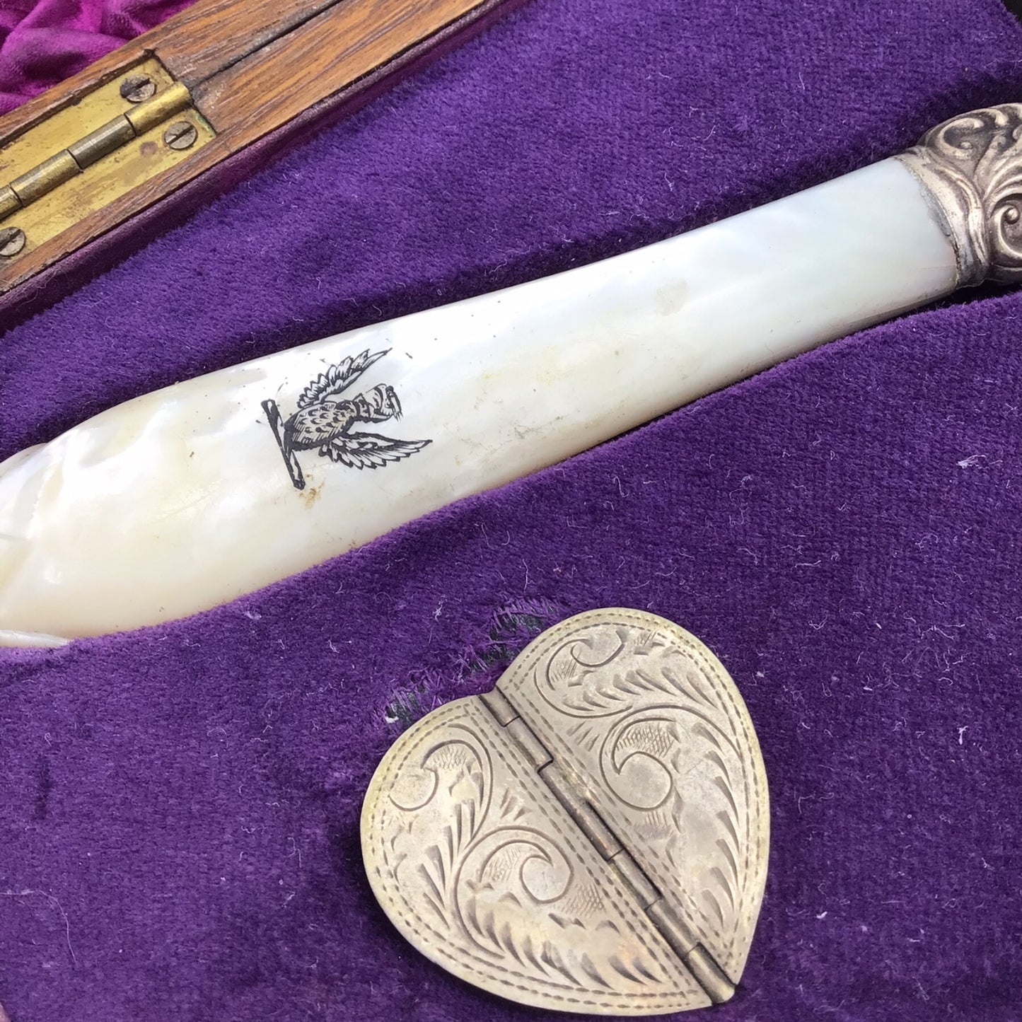 Antique Female Gambler Set with Tiffany 1 Broadway Bowie Dagger & Keepsake Boxes