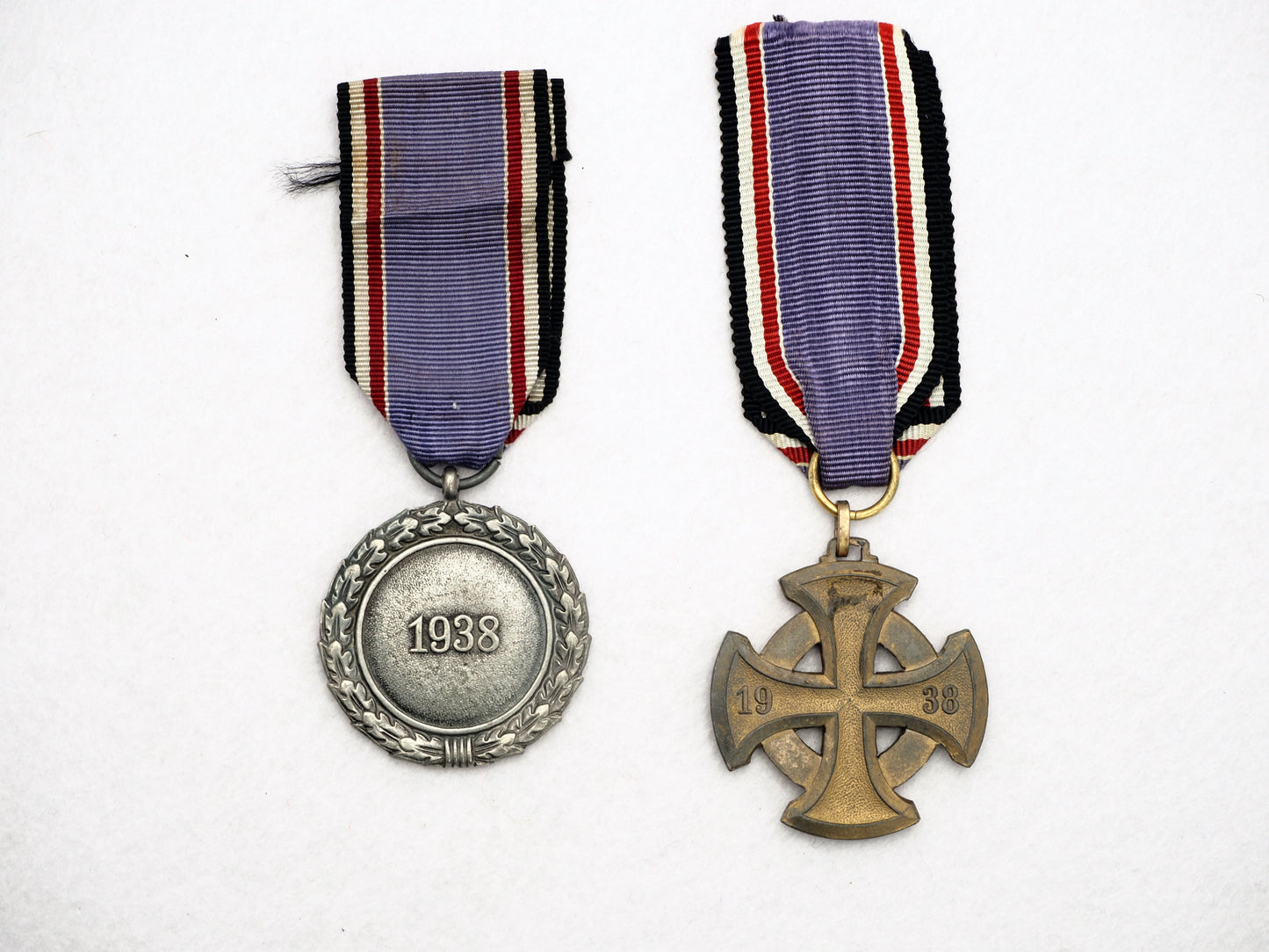 Rare German WW2 Luftschutz Civil Defense Decoration 1st & 2nd Class Medal Set, 1938