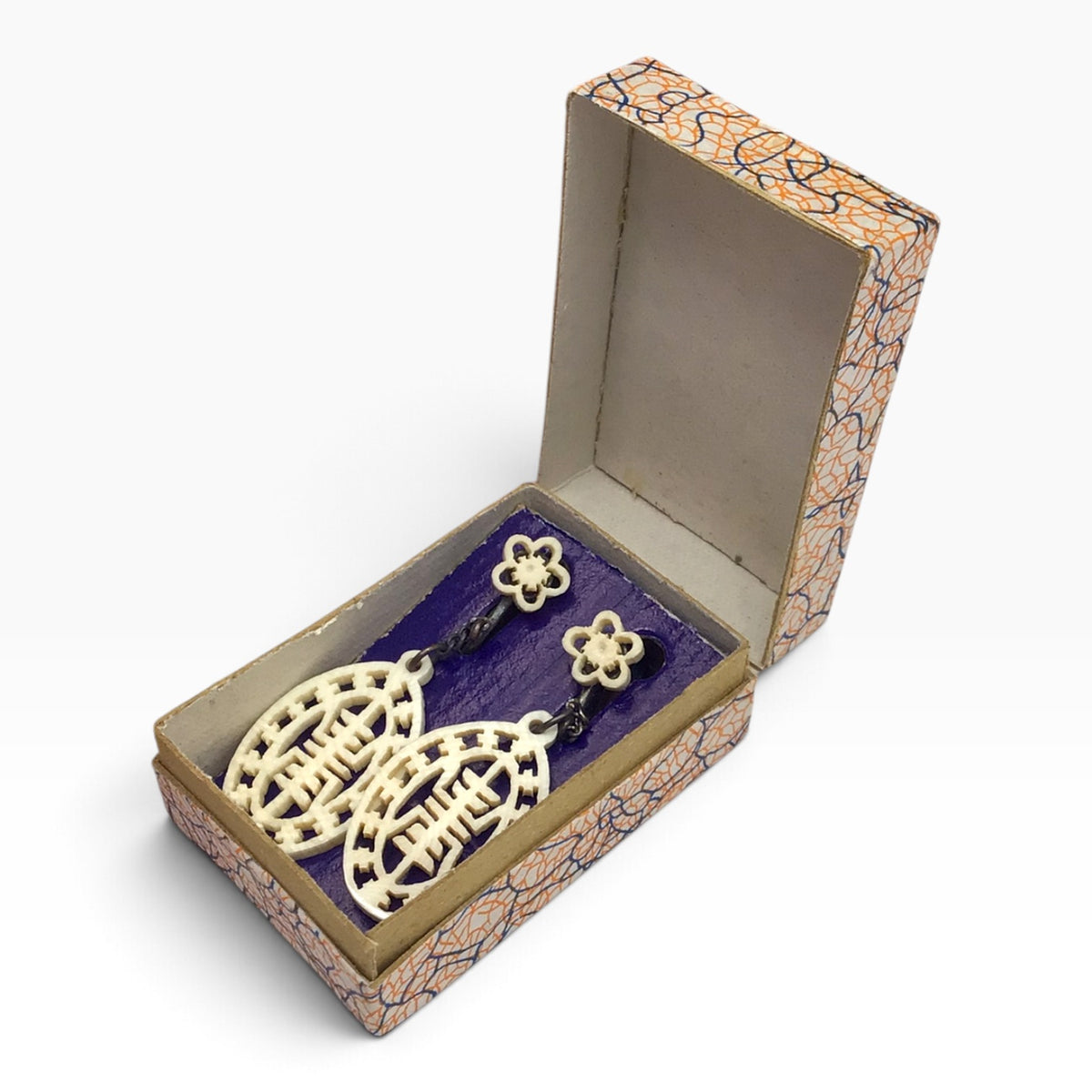Vintage Handcrafted Bone Earrings – Asian Symbol Dangle Drop Screw-Back
