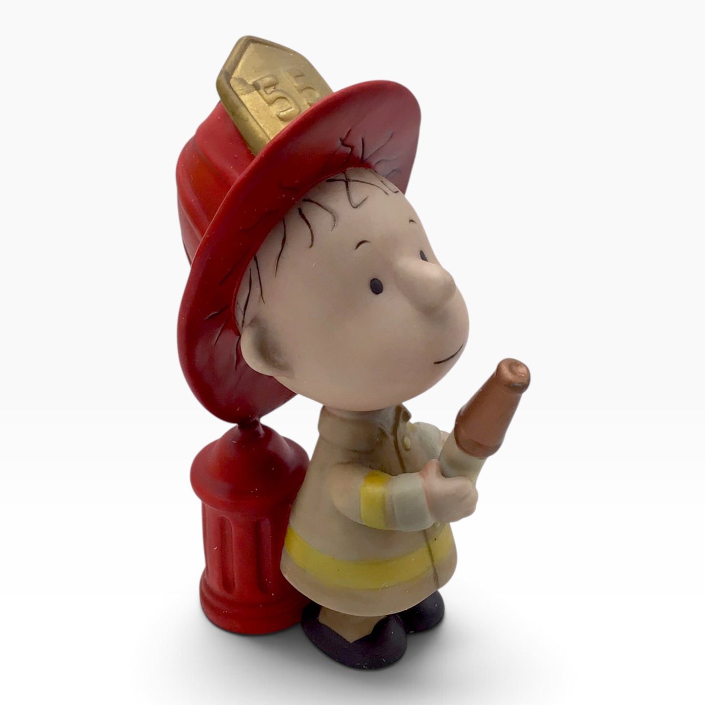 Hallmark Peanuts Gallery Firefighter Pigpen QPC4061 – Numbered Edition Figurine w/ box & COA
