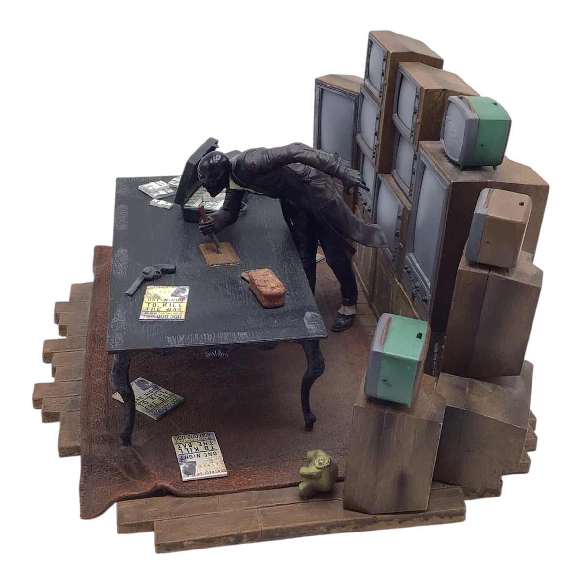 Batman Arkham Origins Joker Collectors Edition Statue w/ Art Book