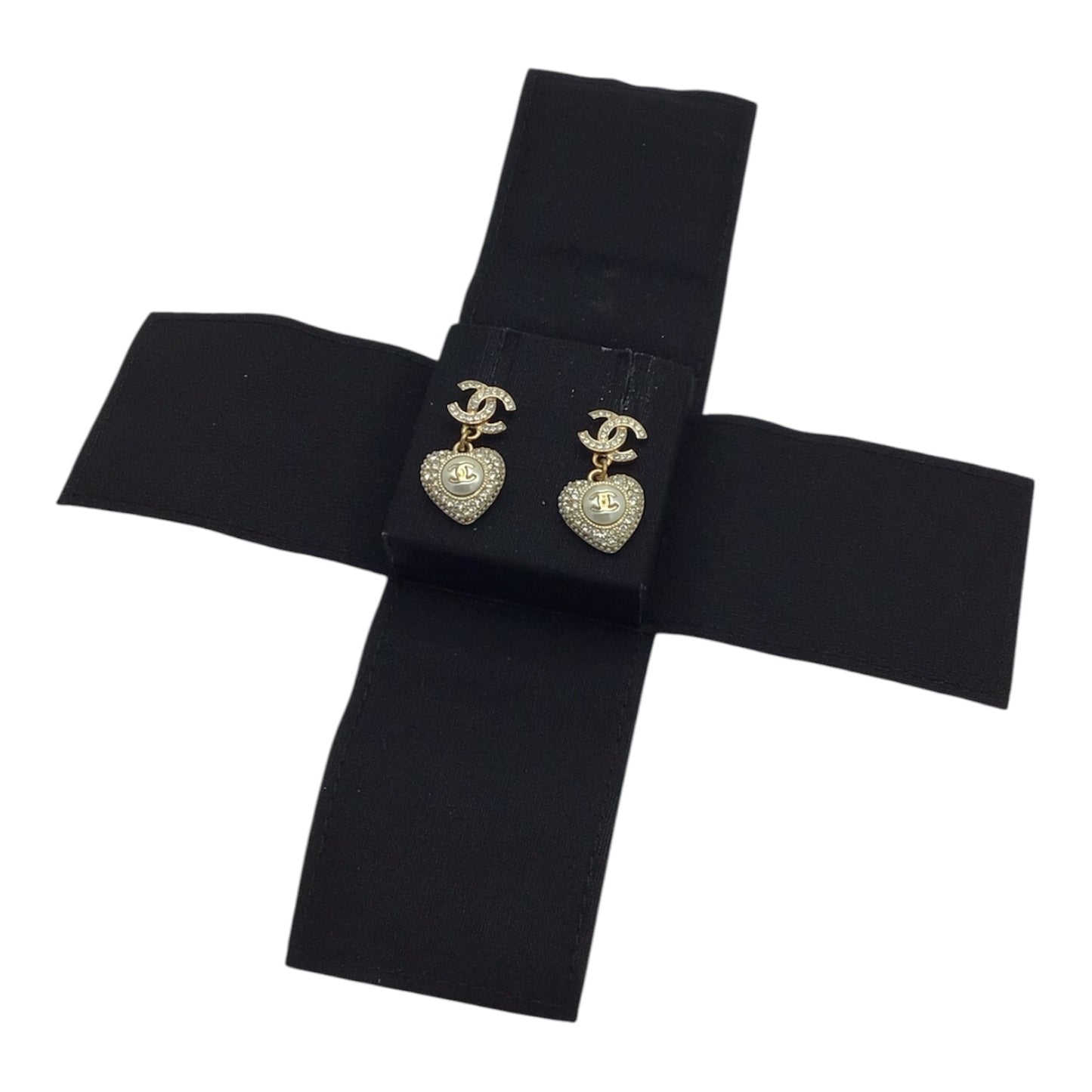 Chanel Crystal Heart Dangle CC Earrings w/ Box - Faux Pearl Light Gold