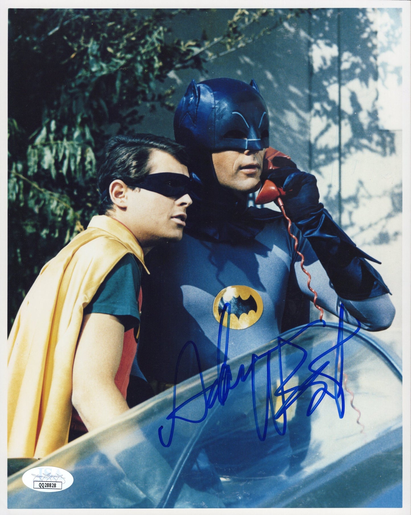 Adam West as Batman Signed Photo 8x10, JSA and PSA Letter Double Certified Authentic QQ28828