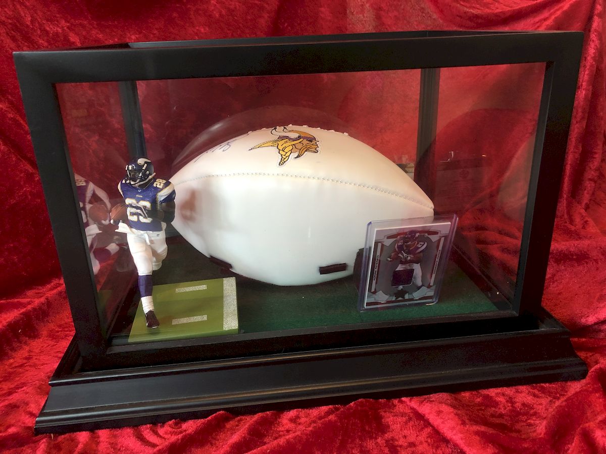 Adrian Peterson Vikings Certified Authentic Autographed Football Shadowbox