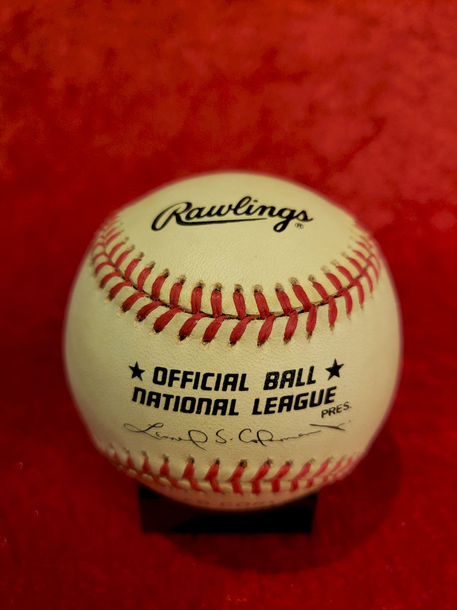 Albert Oliver Guaranteed Authentic Autographed Baseball