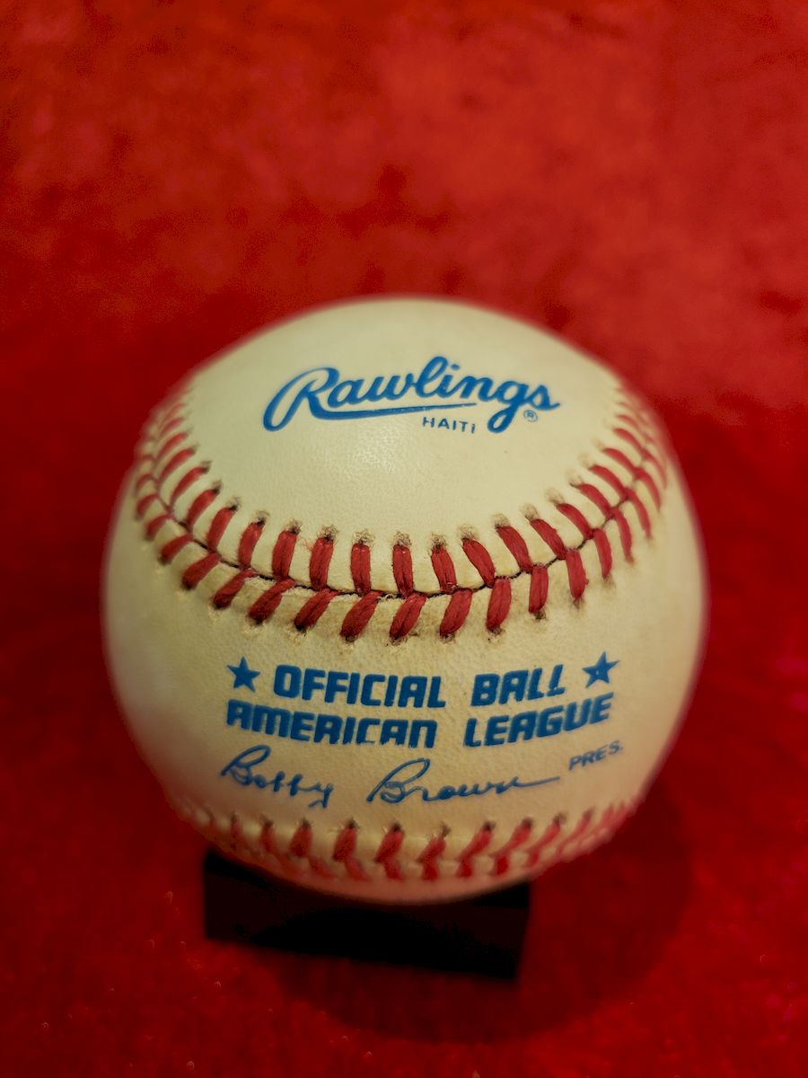 Albert Oliver Guaranteed Authentic Autographed Baseball