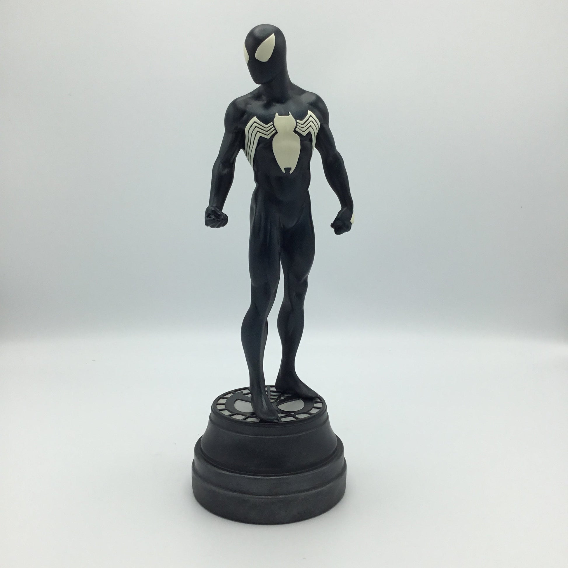 Amazing Spider-Man Painted Black 1/8 scale Statue - 2001 Bowen Designs 2711/ 4000