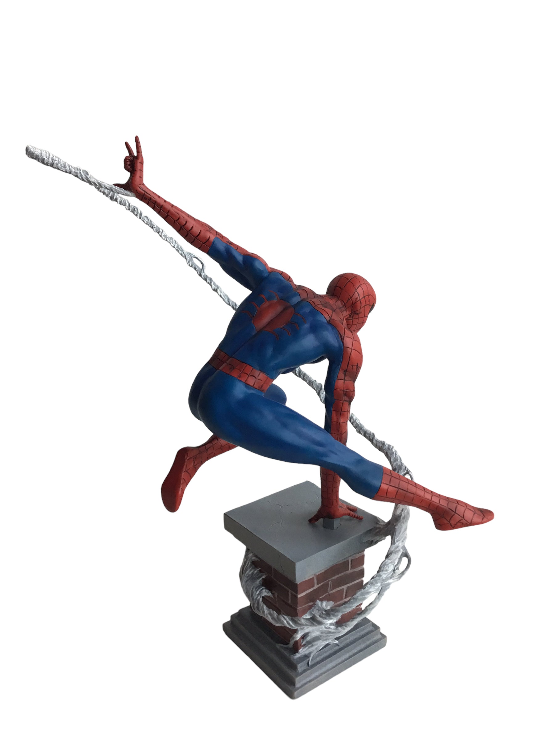 Diamond select spider man 2024 statue