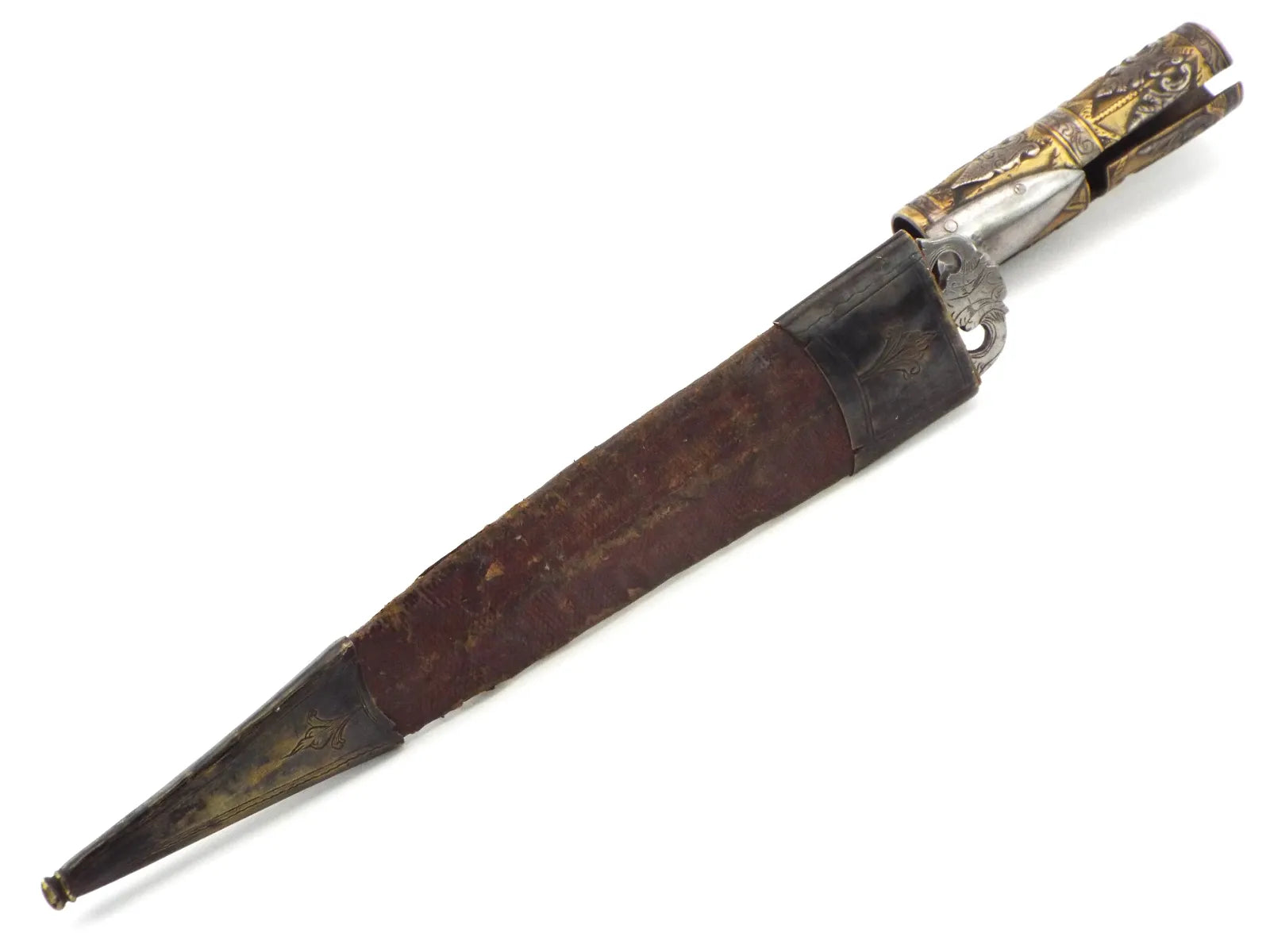 American Revolutionary War Period 18th Century Italian Large Socket Bayonet Dagger with Exquisite Chiseled & Pierced Steel of Superb Quality