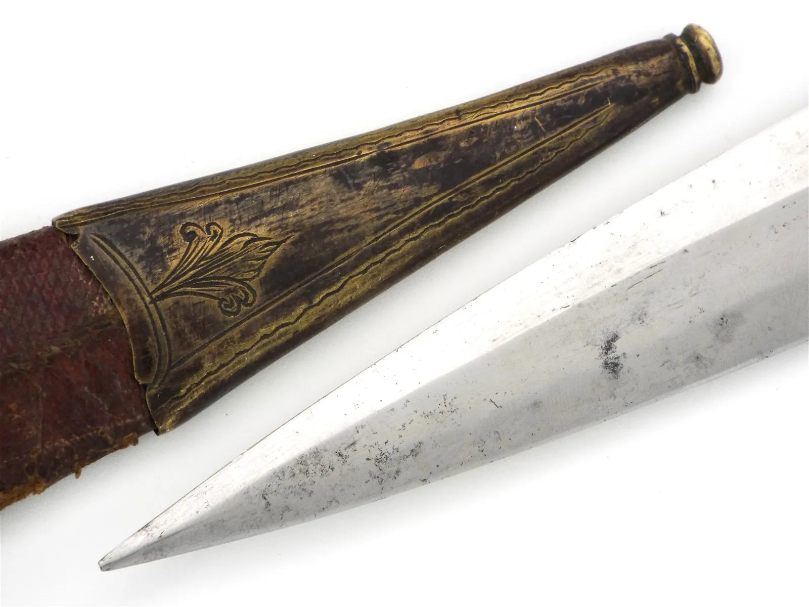 American Revolutionary War Period 18th Century Italian Large Socket Bayonet Dagger with Exquisite Chiseled & Pierced Steel of Superb Quality