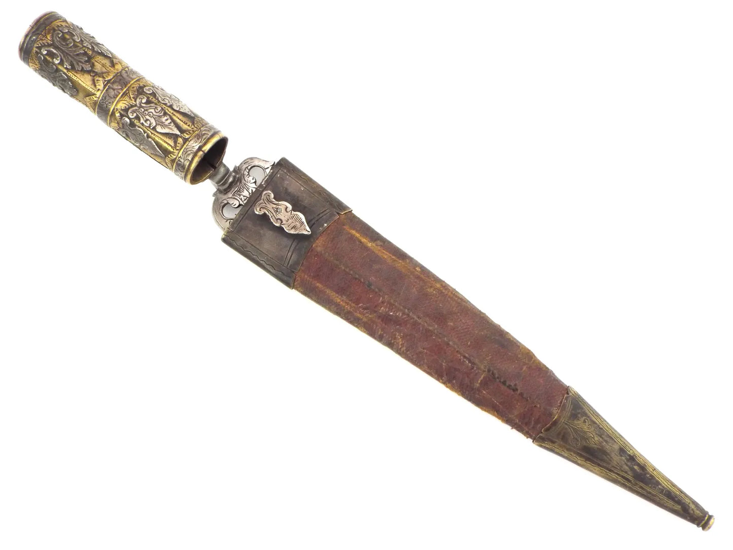 American Revolutionary War Period 18th Century Italian Large Socket Bayonet Dagger with Exquisite Chiseled & Pierced Steel of Superb Quality