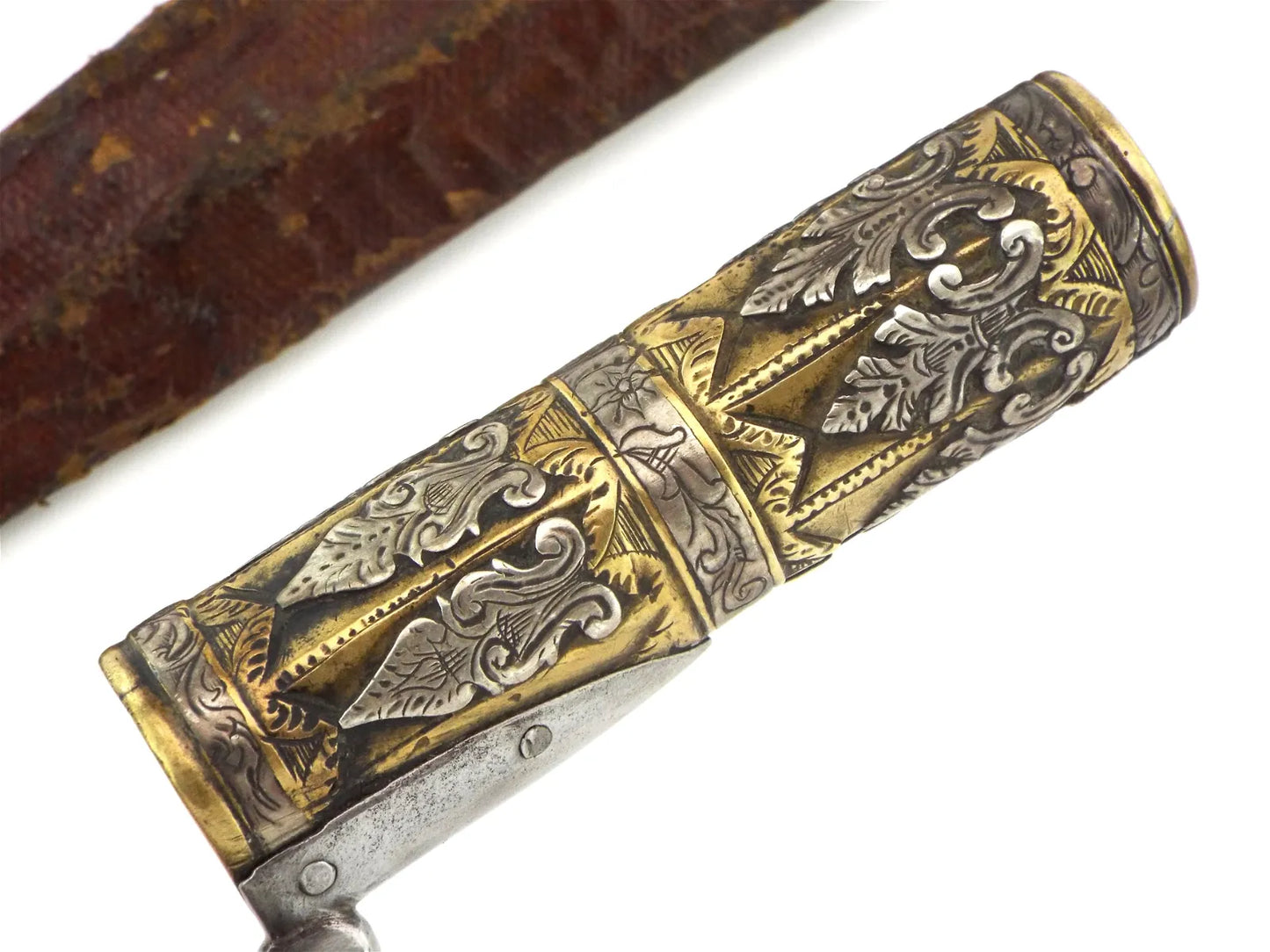American Revolutionary War Period 18th Century Italian Large Socket Bayonet Dagger with Exquisite Chiseled & Pierced Steel of Superb Quality
