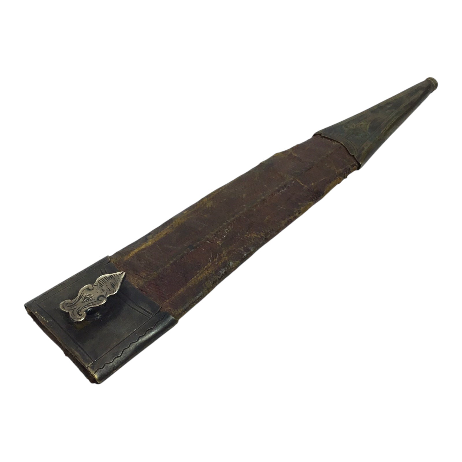 American Revolutionary War Period 18th Century Italian Large Socket Bayonet Dagger with Exquisite Chiseled and Pierced Steel