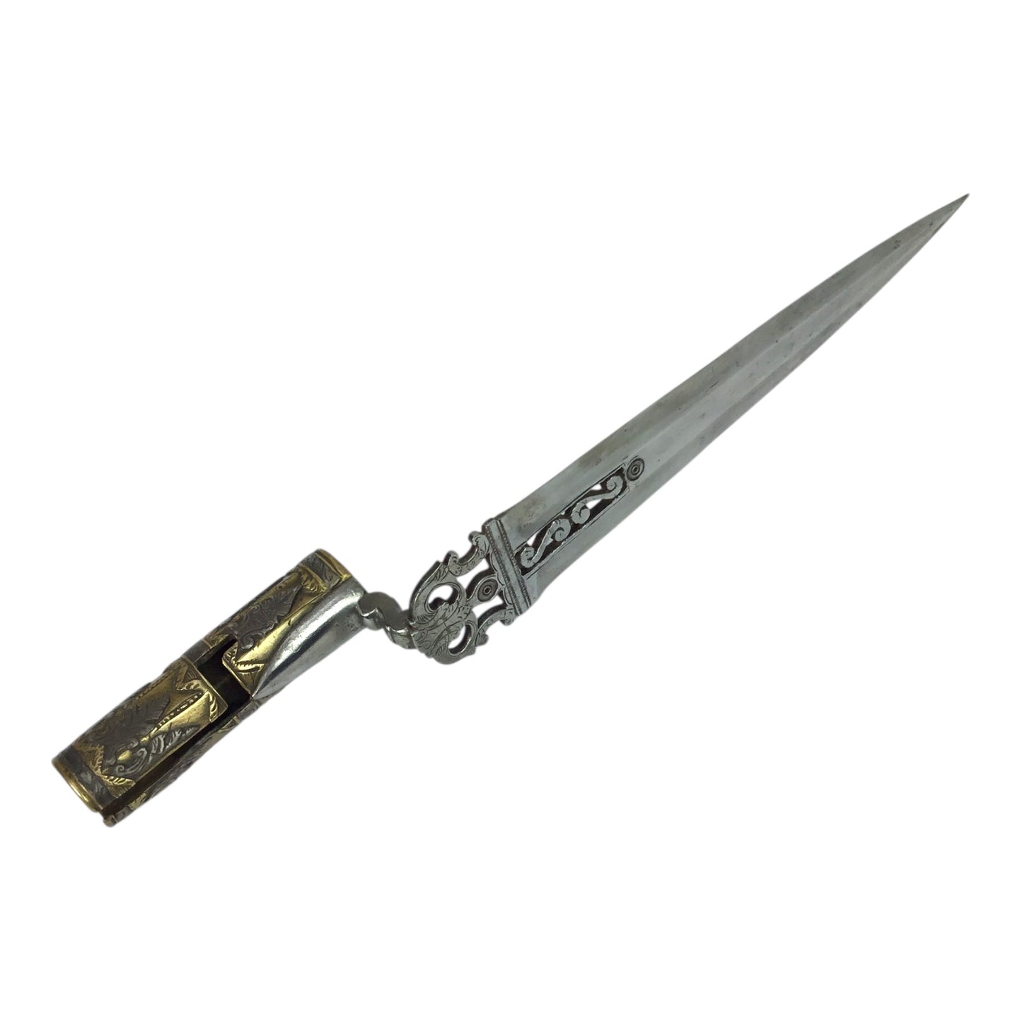 American Revolutionary War Period 18th Century Italian Large Socket Bayonet Dagger with Exquisite Chiseled and Pierced Steel