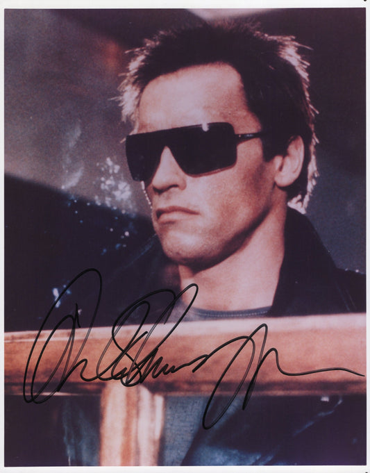 Arnold Schwarzenegger Signed Photo 8x10 The Terminator Autograph