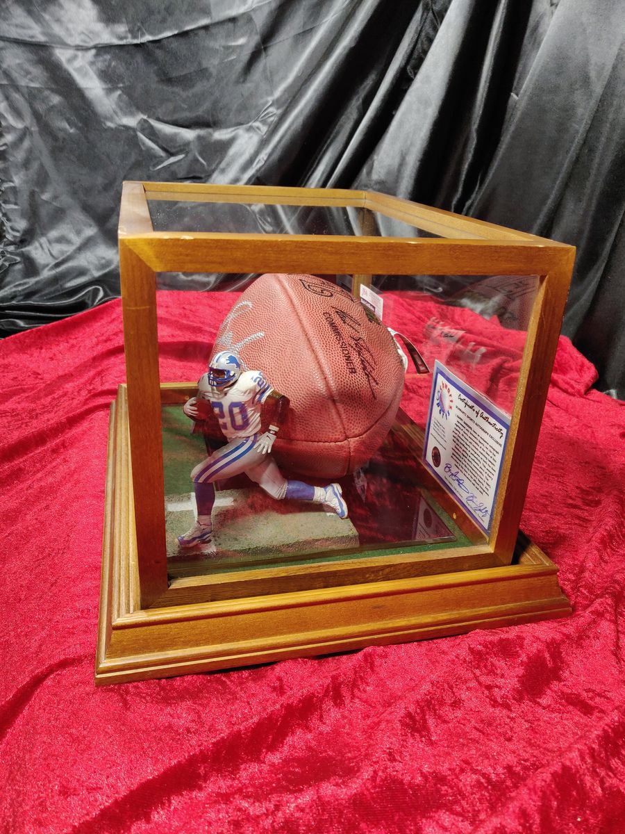 Barry Sanders Lions Autographed Game Ball in Shadowbox with Card and Figure