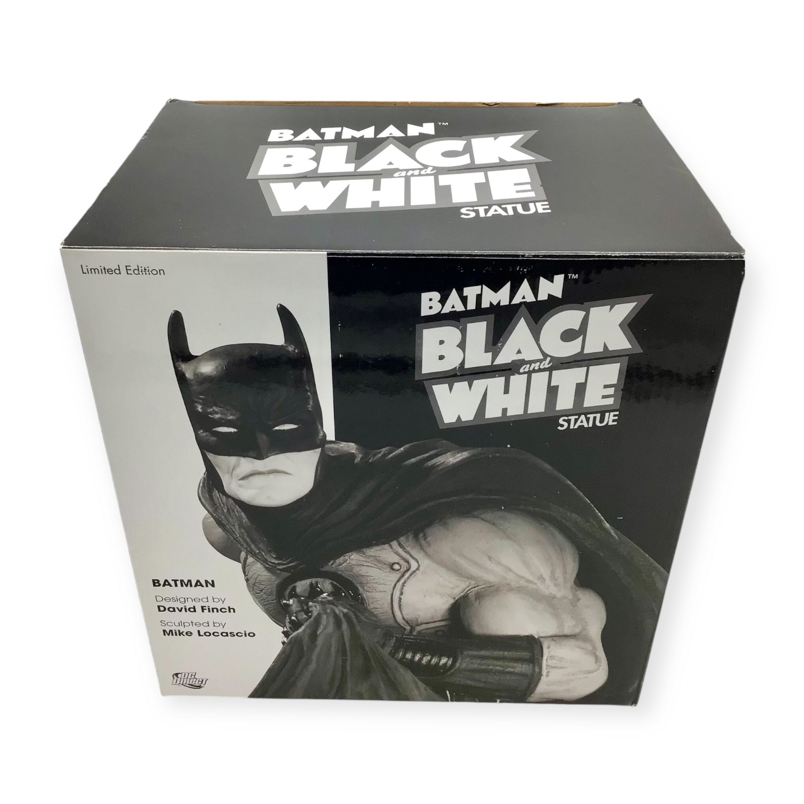 Batman: Black & White Statue by David Finch - DC Direct 1926/5000 Sealed NIB