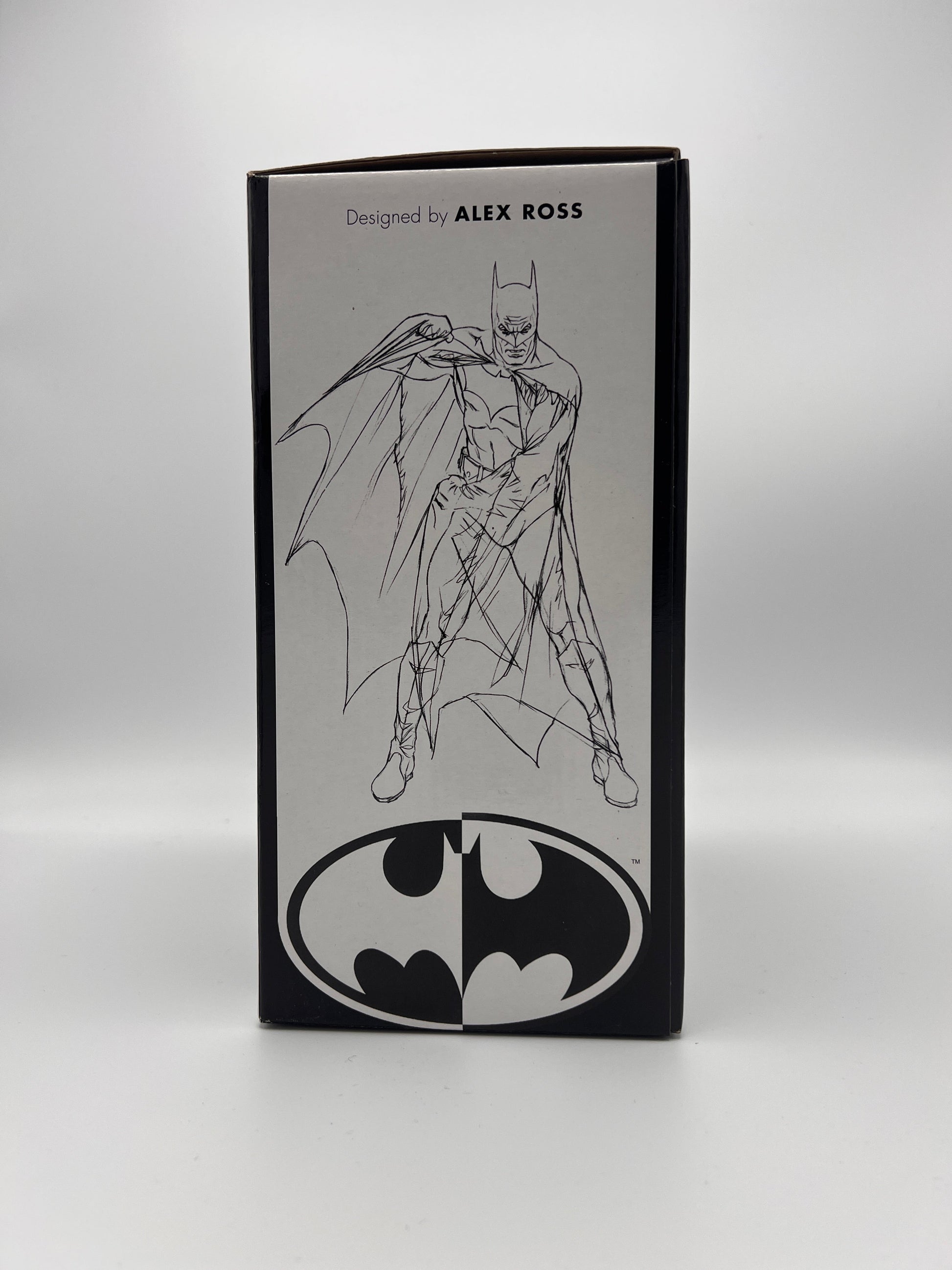 Batman Black and White - Alex Ross statue - DC Direct 0597 / 6000