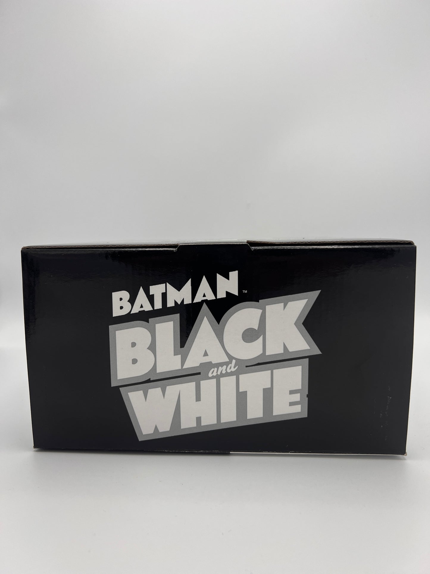 Batman Black and White - Alex Ross statue - DC Direct 0597 / 6000