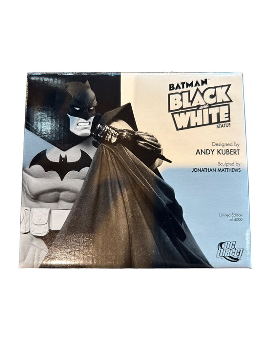 Batman Black and White - Andy Kubert statue - DC Direct 1711 / 4000