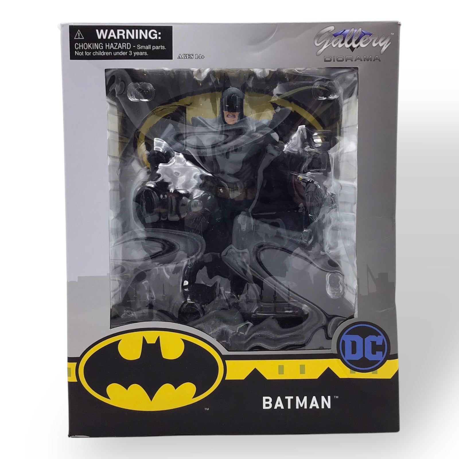 Batman Gallery PVC Diorama – Diamond Select Toys, DC Comics Figure