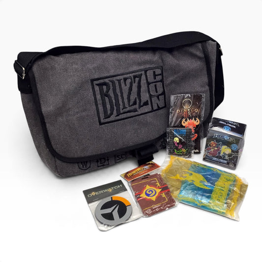 BlizzCon 2015 Goody Bag Gray Messenger Bag & Blizzard - Gaming Collectibles Set