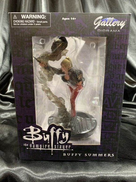 Buffy the Vampire Slayer Buffy Summers Gallery Diorama Statue
