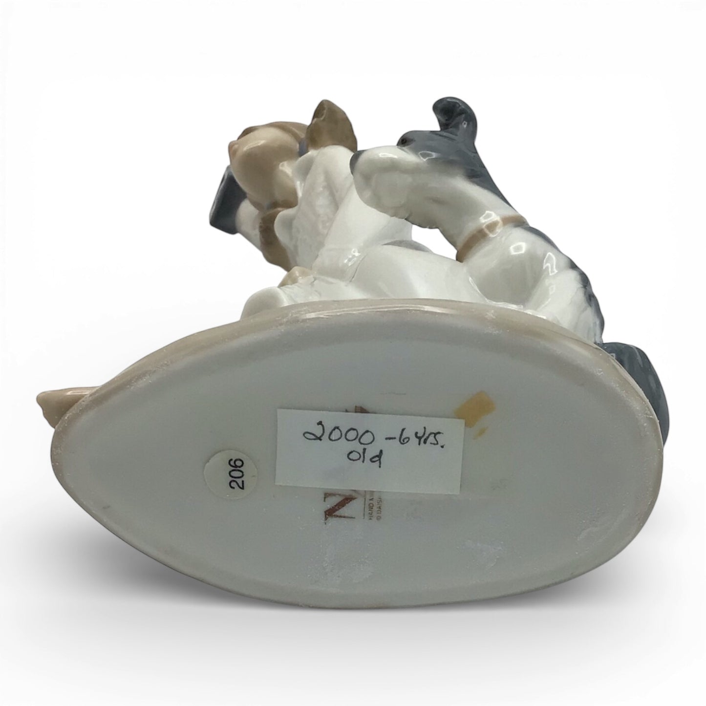 Camison Con Linterna 1111 Porcelain Figurine - NAO by Lladro Made in Spain