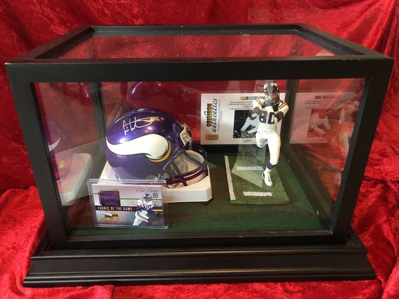 Sean Taylor Washington Redskins Mini Helmet Card Display Collectible Auto  Shadowbox Autograph at 's Sports Collectibles Store