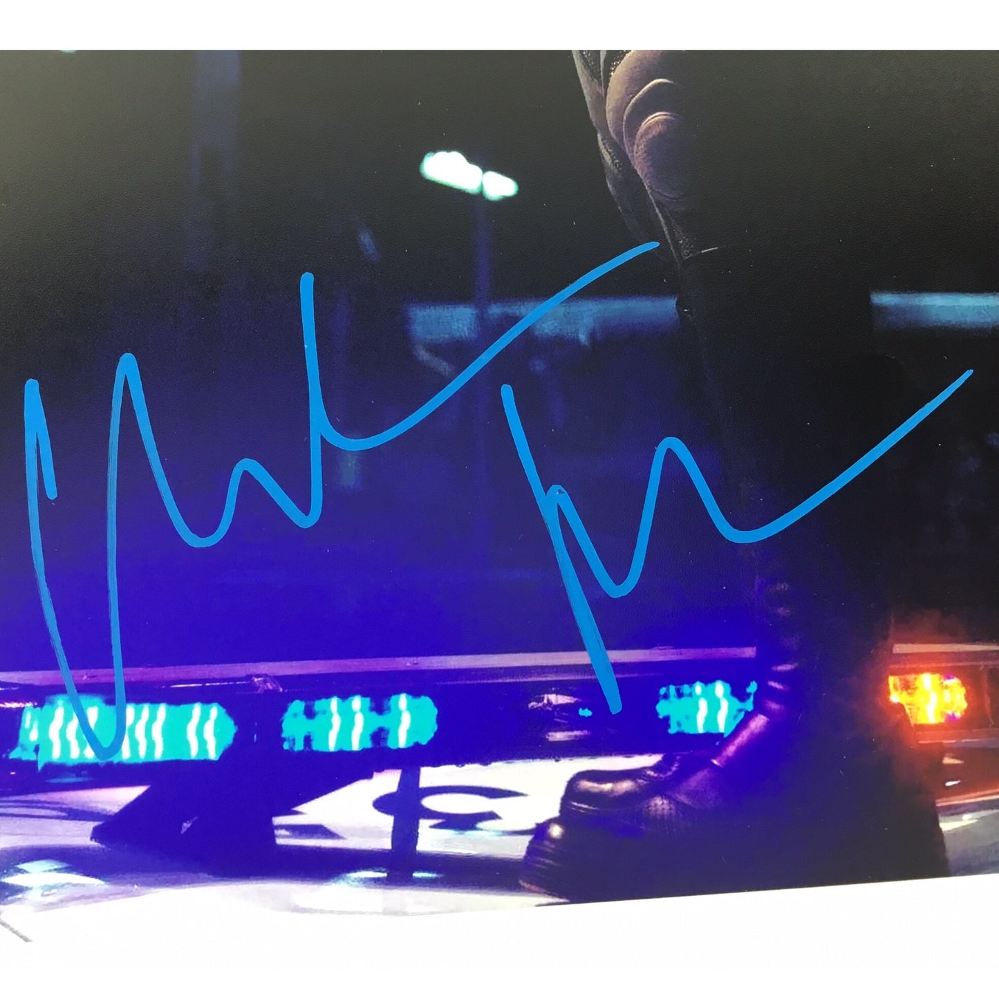 Christian Bale Signed The Dark Knight 11x14 Photo (Beckett Certified)