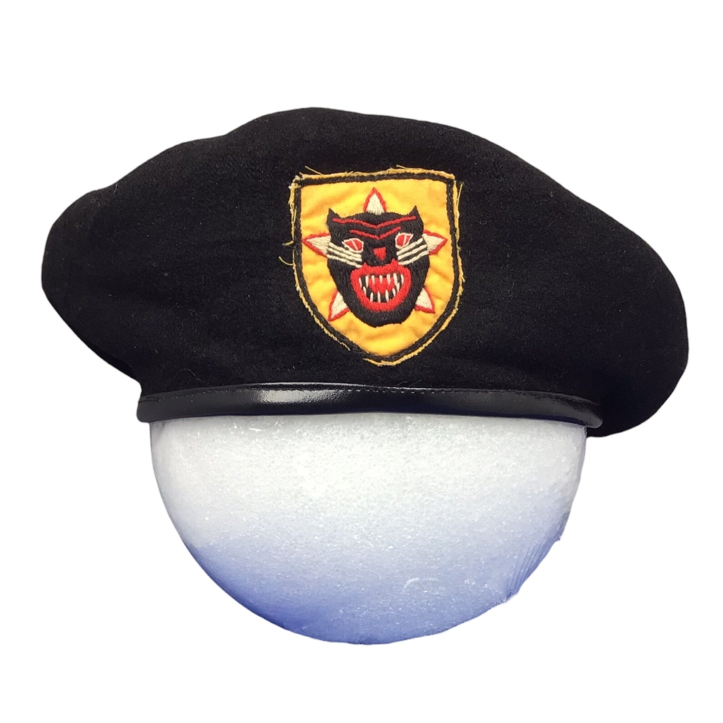 Complete U.S. Vietnam War M1 Helmet South Vietnamese Ranger (Biệt Động Quân) w/ Matching Beret