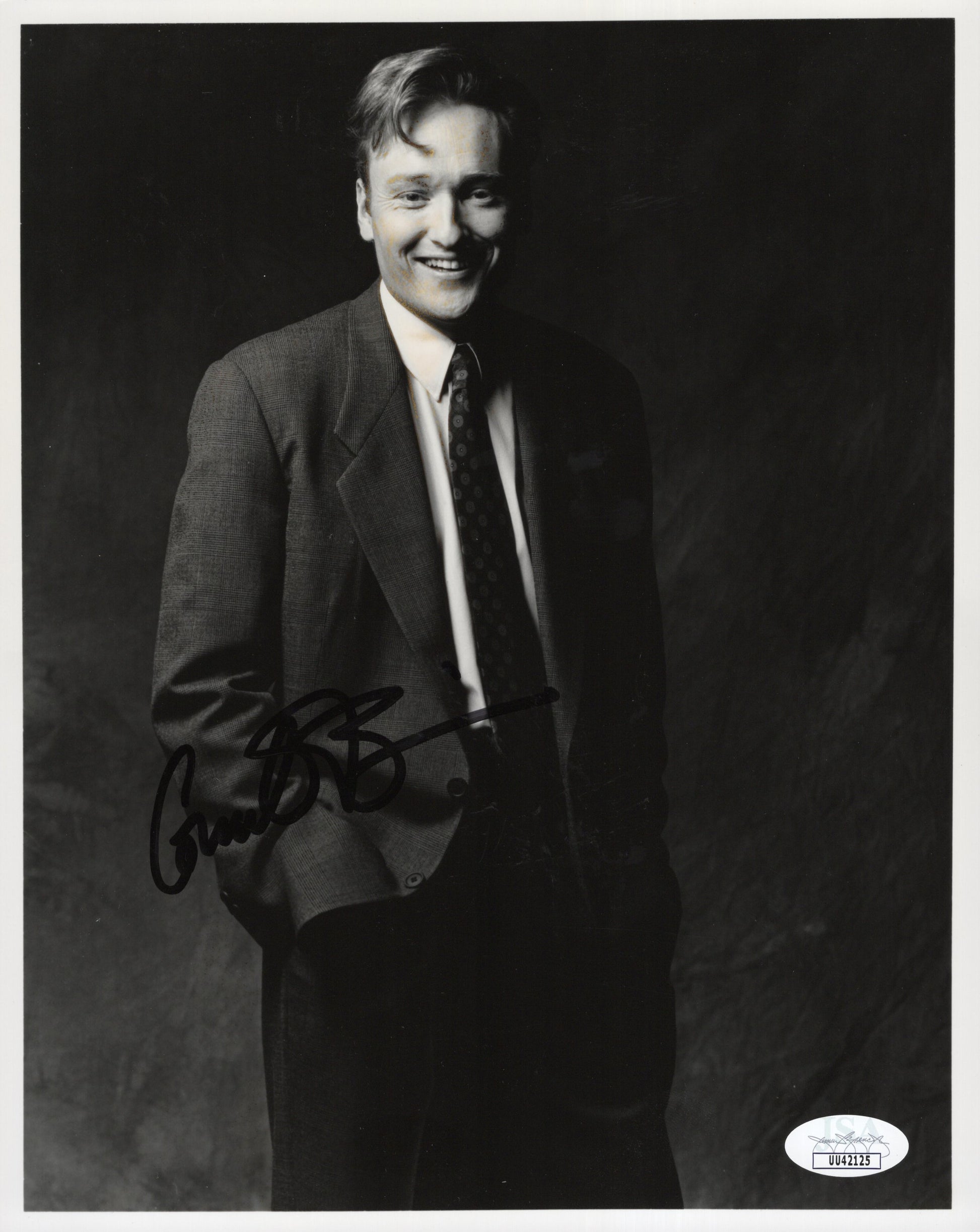 Conan O'Brien Signed photo 8x10 B&W, Conan O'Brien Autograph, JSA Certified Authentic UU42125
