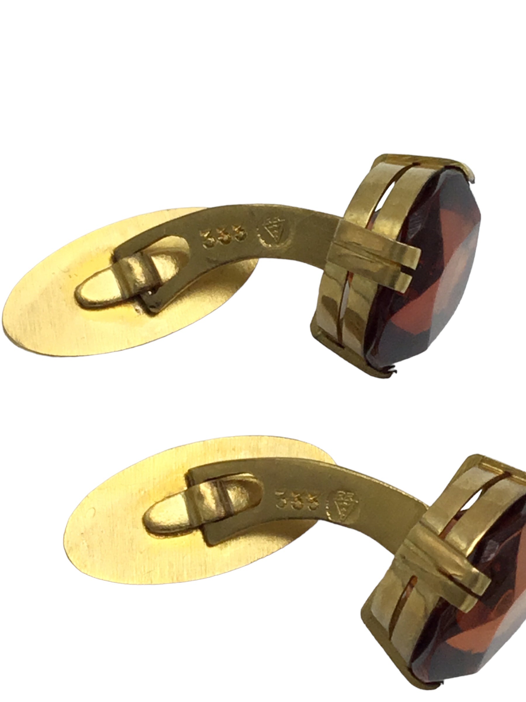 Cufflinks pair 18kt yellow gold, hallmarked 333, maker's mark RR over triangle cartouche