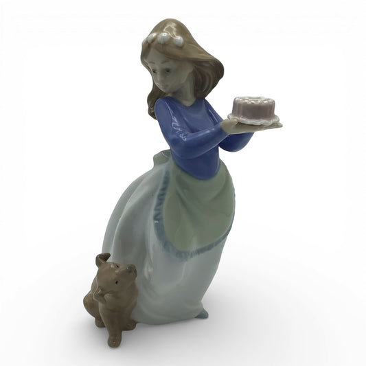 Cumpleanos Del Perritos 1045 Porcelain Figurine - NAO by Lladro Made in Spain