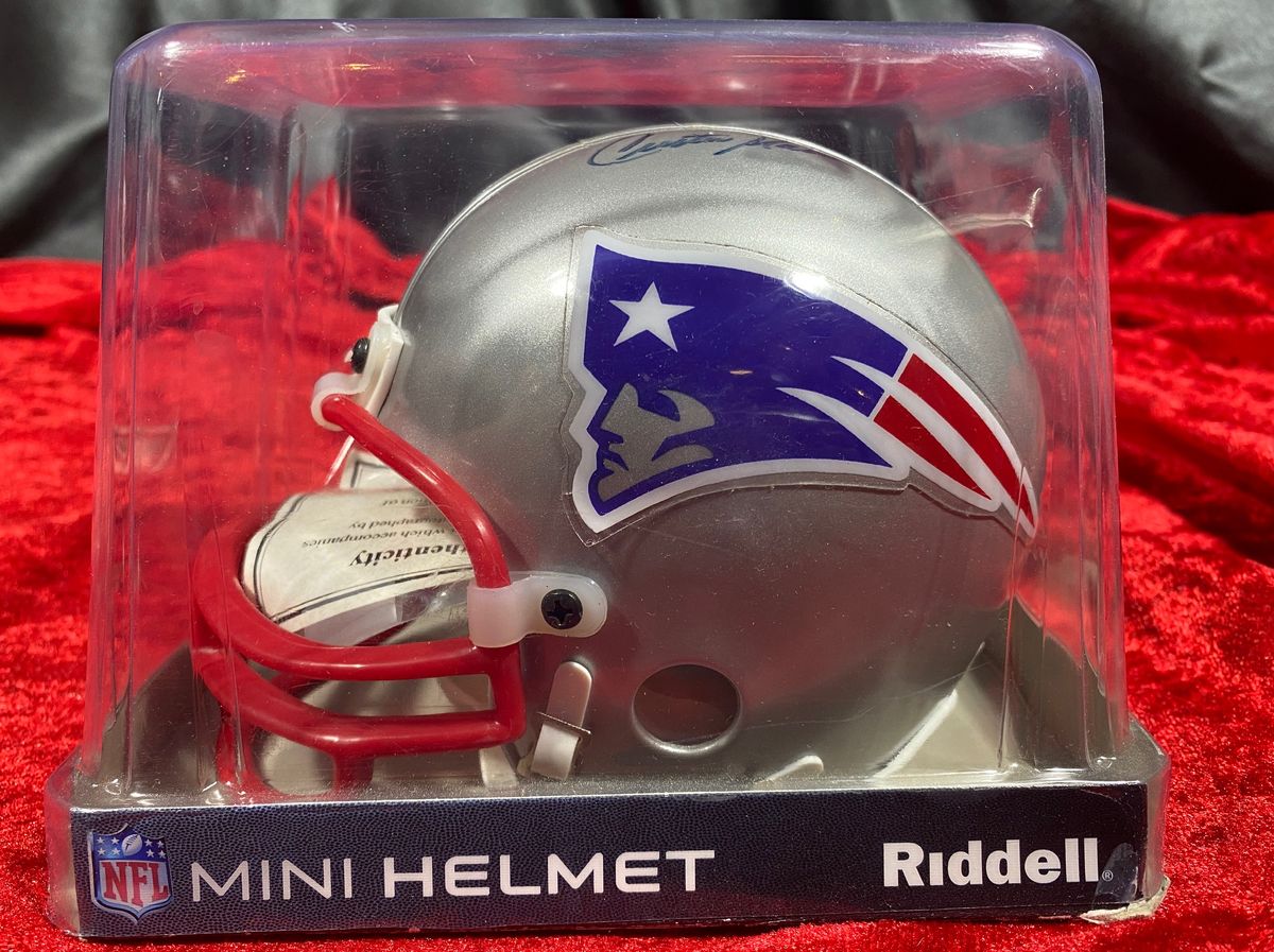 Curtis Martin Patriots Autographed Mini Helmet in Bubblepack, Boxed Display