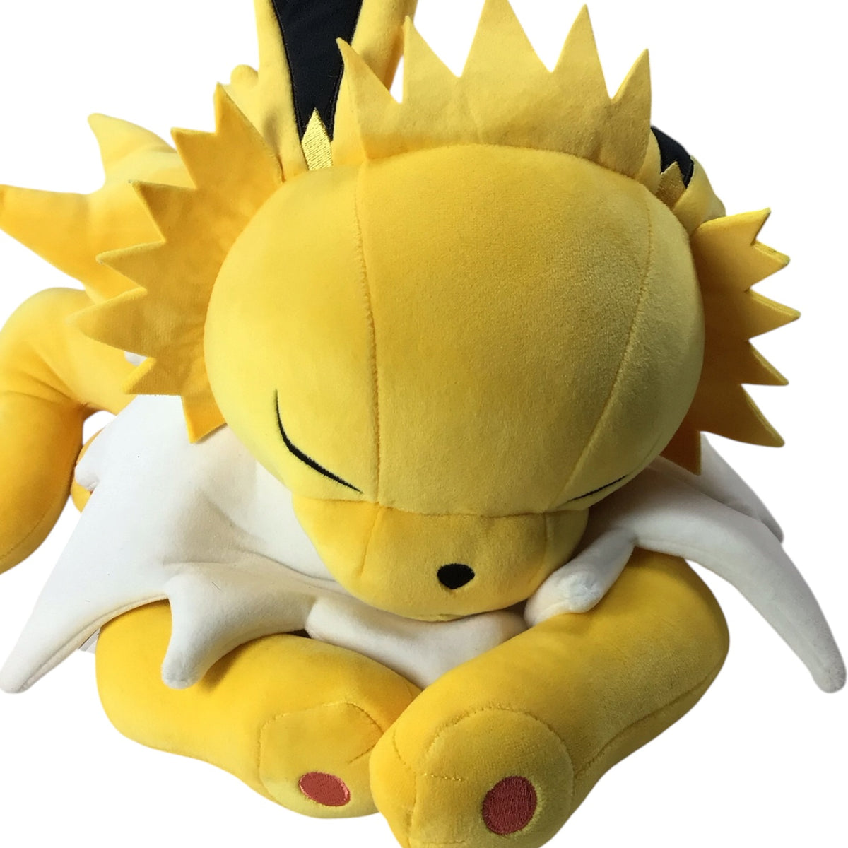 Pokemon 18" Sleeping Jolteon Plush w/ Tag