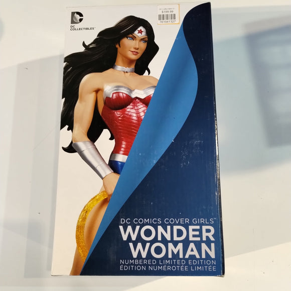 DC Collectibles DC Comics Cover Girls Wonder Woman Limited Edition #3856/5200
