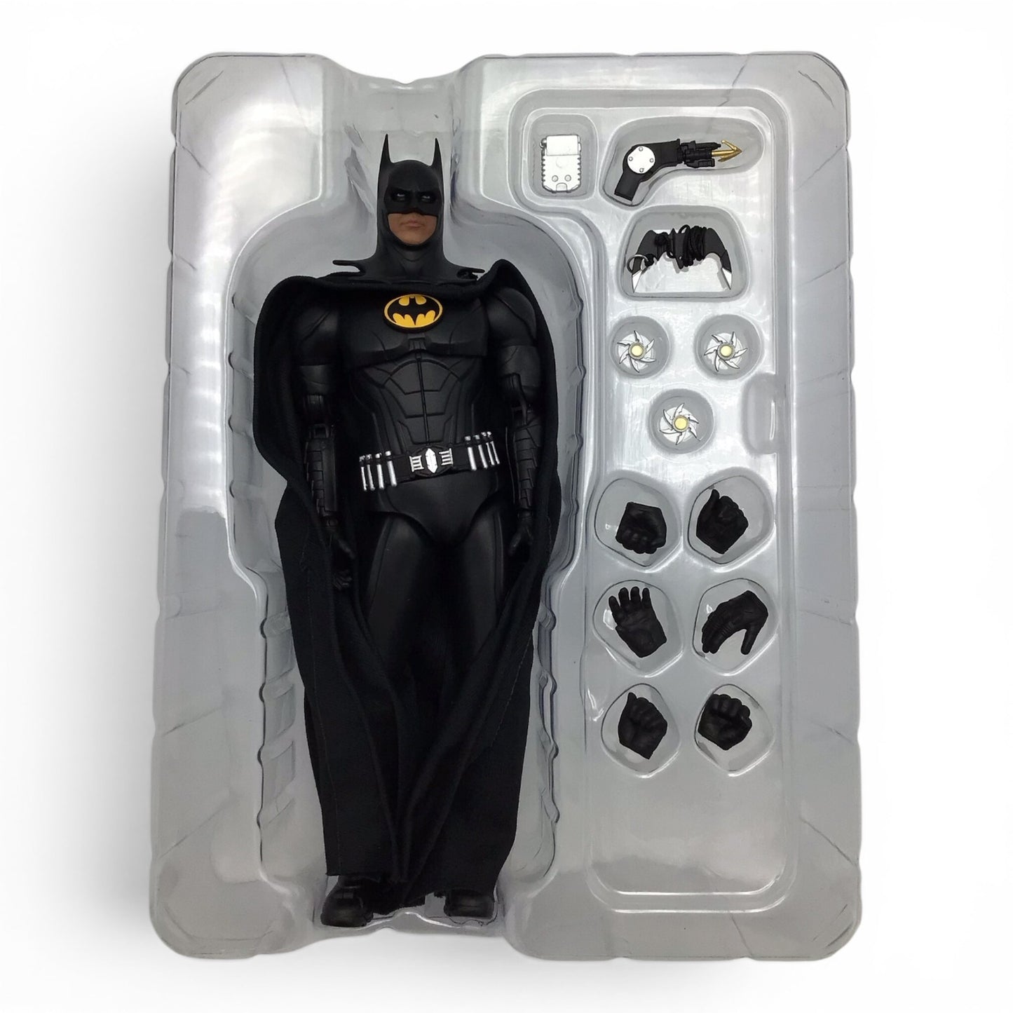DC DAH-092 Batman Modern Suit Figure - The Flash 8ction Heroes