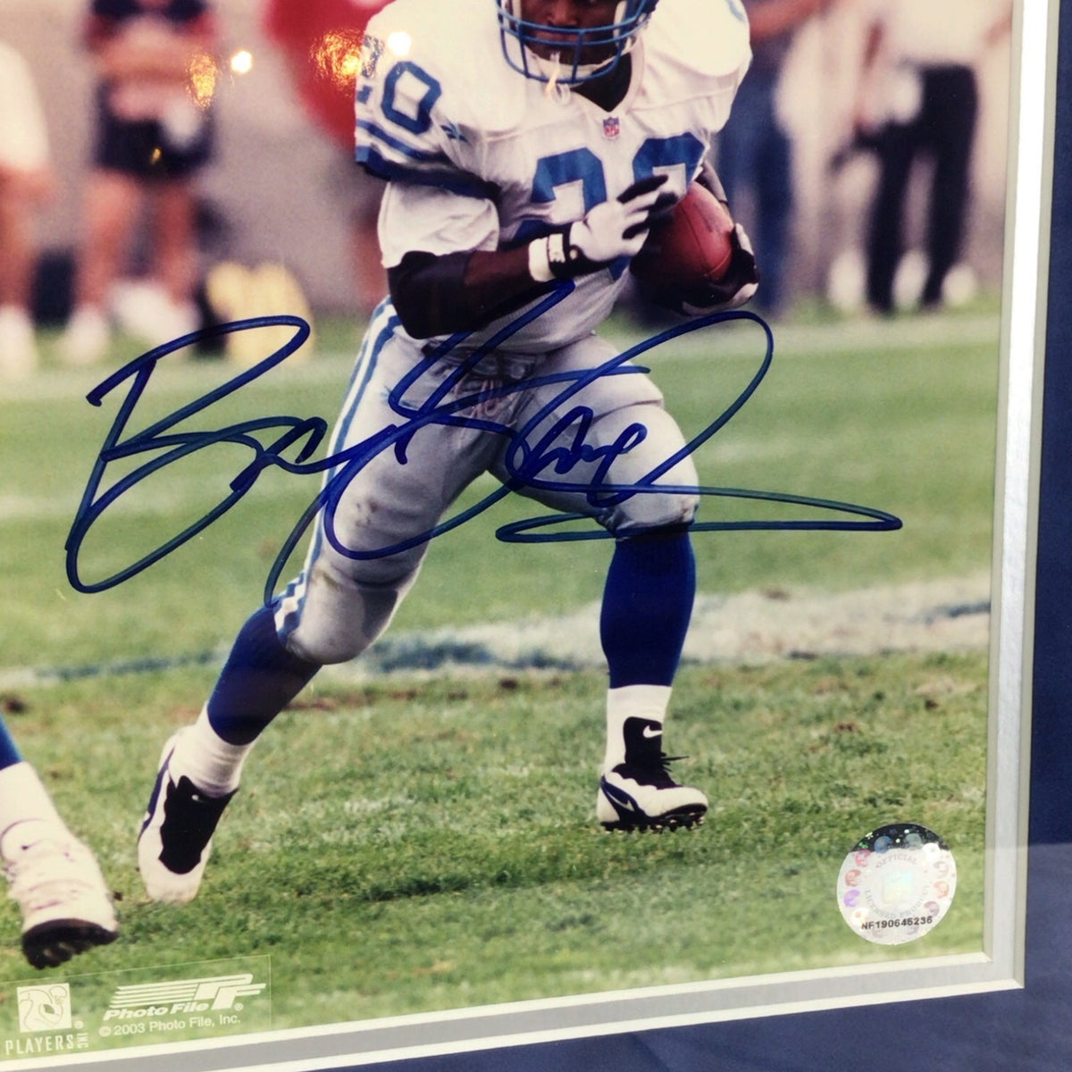 Framed Barry Sanders Detriot Lions Signed Photo - Official NFL Product