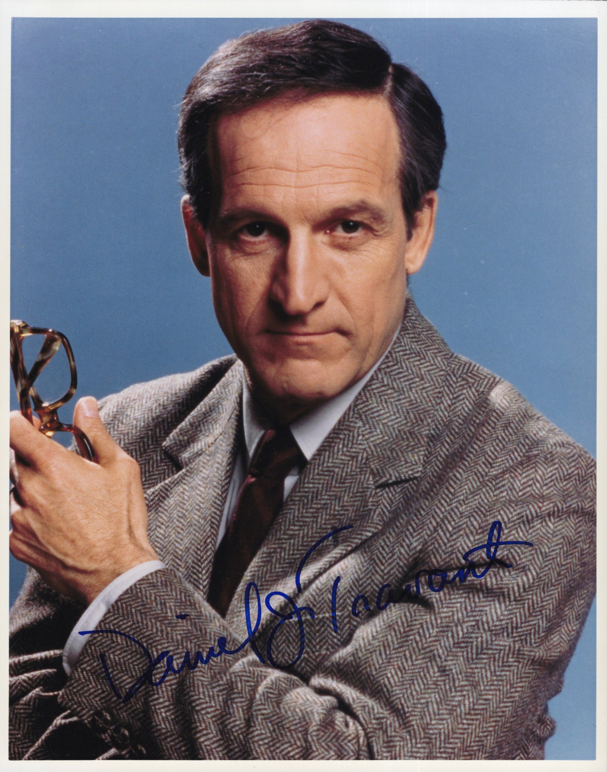 Daniel J. Travanti Signed Photo 8x10 Hill Street Blues, PSA Letter Certified