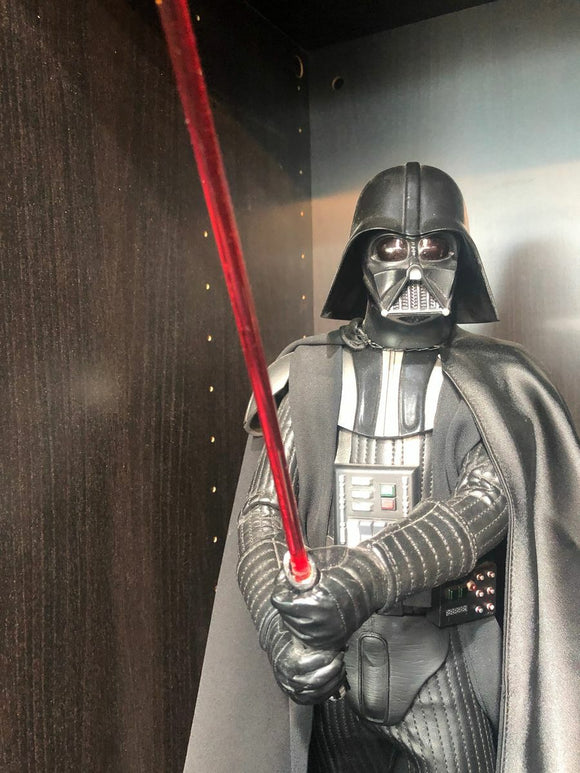 Darth Vader Exclusive with Droid Premium Format Figure Statue