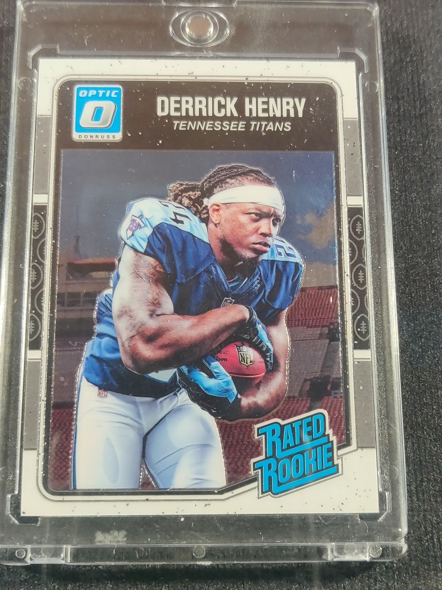 Derrick Henry Auto JSA Certified Jersey Shadow Box 5 Cards Including 3 Rookies