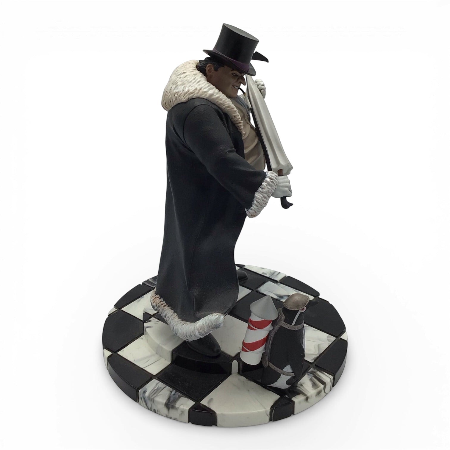 Diamond Select DC Gallery The Penguin Statue